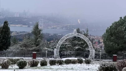 İstanbul'da kar başladı! İşte yağışın yoğunlaşacağı saat