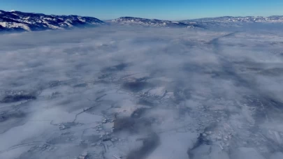 Sürücüler zor anlar yaşadı: Anadolu Otoyolu sisle kaplandı