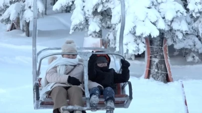 Zirvede fiyat uçurumu: Geceliği 42 bin TL’lik oteller ve poşetle kayan öğrenciler