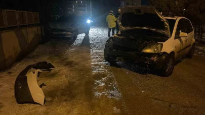 Park halindeki araçlara çarptı, otomobili bırakıp kayıplara karıştı