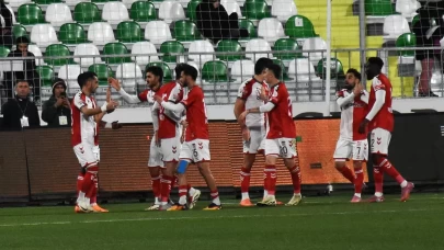 Sivasspor deplasmanda geriden gelerek kazandı