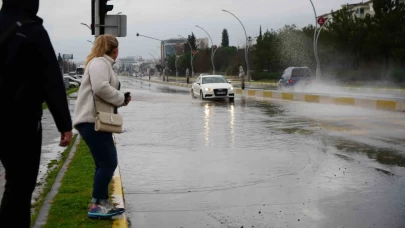 Edirne sele teslim oldu: Cadde ve sokaklar göle döndü