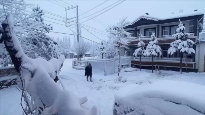 Kar kalınlığı 15 santimetreye ulaştı