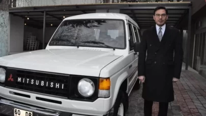 Tokat’ta anlamlı vefa: Efsane valinin oğlu, babasının makam aracını belediye hizmetine aldı