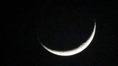 Van’da 2026’nın ilk hilal ay görsel şölen sundu