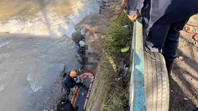Aracını yıkarken dengesini kaybetti