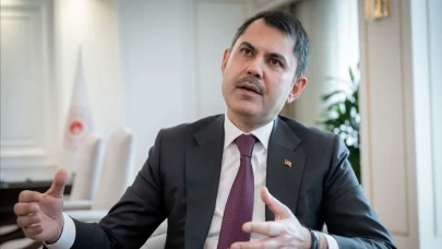 CHP'li belediyeler 3-5 konutu bitiremezken, Özgür Özel deprem bölgesinde yapılan 455 bin konutta kusur arıyor!