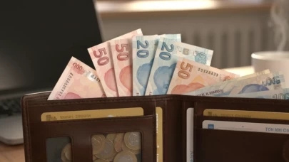 Cebinizdeki para değişti! Yeni asgari ücret tablosunda kim ne kadar alacak?