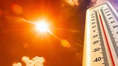 Sıcaklık 50 dereceye yaklaştı! Rekor üstüne rekor