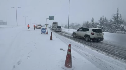 Sivas–Kayseri yolu tipiye teslim oldu