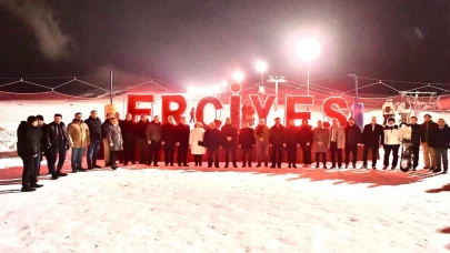 Başkan Büyükkılıç, Bakan Tekin’i Erciyes’te misafir etti! Vatandaşlarla bir araya geldi