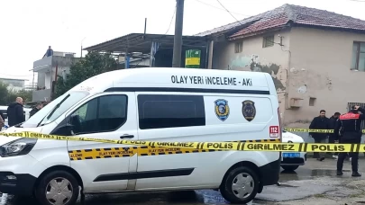 Ayrı yaşadığı eşini tabancayla öldürdü!