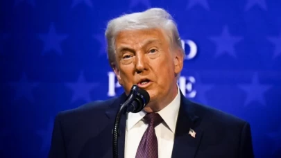 Trump: "İran’a doğru dev bir donanma gidiyor"