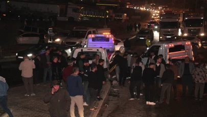 Cizre’de kontrolden çıkan vinç dehşet saçtı! Çok sayıda araç hurdaya döndü