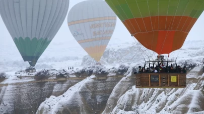 Turistlerin "balon" hayali yarına kaldı: Sivil Havacılık'tan iptal kararı geldi
