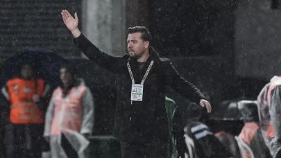 Pendikspor, Uğur Uçar'ın sözleşmesini uzattı