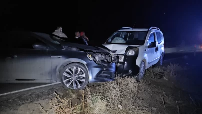 Konya’da iki araç çarpıştı: Çok sayıda yaralı var