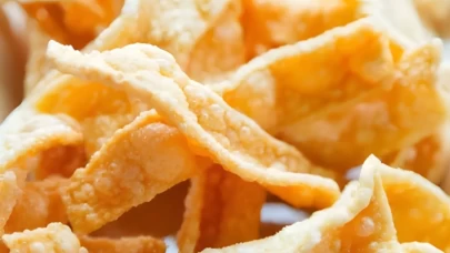 Mutfakta israfa son: Artan pilavdan gelen çıtır lezzet