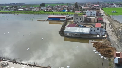 Hatay'da sağanak bilançosu: Evler sular altında, tarım arazileri göle döndü!
