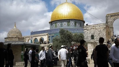 Doğu Kudüs'te gerilim arttı! İsrail'den Mescid-i Aksa'ya "Ramazan" engeli