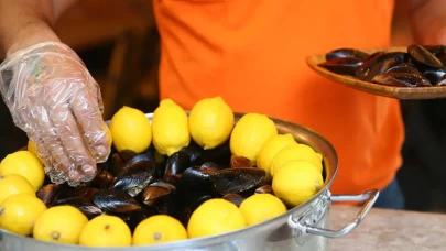 İzmir Körfezi'ndeki "virüslü midye" iddialarıyla ilgili Tarım Müdürlüğü'nden açıklama