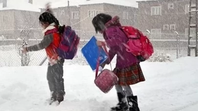 Kar ve buzlanma alarmı! Gümüşhane’de okullar tatil edildi