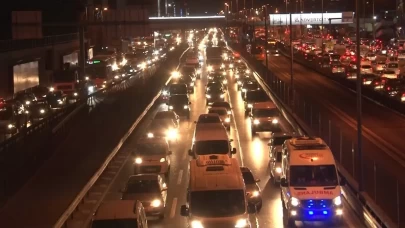 İstanbul’da mesai bitimi trafik felç!
