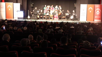 Erzurum'daki çocuklardan duygusal müzik şöleni