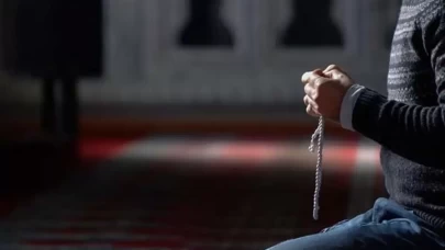 Berat Kandili tesbihleri ve zikirleri 2026 (Diyanet) | Berat gecesinde hangi tesbihler çekilir?