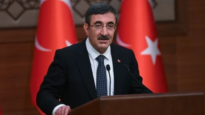 Yılmaz: 'Asrın felaketinin acısı hâlâ yüreğimizde'