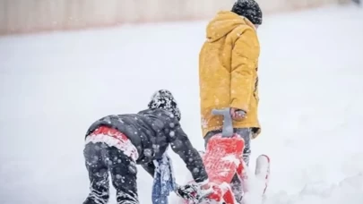 Kar esareti eğitimi vurdu, bazı illerde kararlar peş peşe geldi!