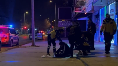 Kayseri’de sokak ortasında bıçaklı kavga: 1 yaralı