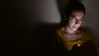 Dijital demans tehlikesi! Unutkanlığınızın sebebi yaşınız değil, telefonunuz