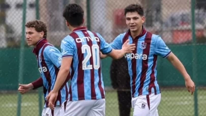 Trabzon'da gol düellosu: Fenerbahçe uzatmada yıkıldı