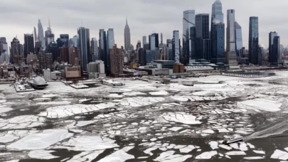 New York'ta dondurucu soğuklar can aldı