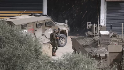 İsrail ordusu evleri bastı, gözaltılar var