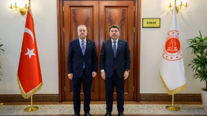 MHP’li Sadir Durmaz’dan Adalet Bakanı Yılmaz Tunç'a ziyaret