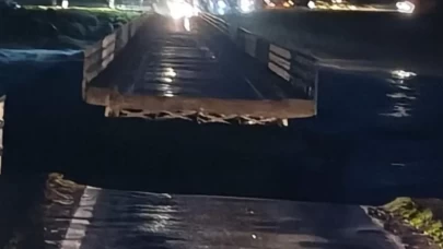 Balıkesir'de sağanak felaketi: 3 mahalleyi birbirine bağlayan köprü çöktü!
