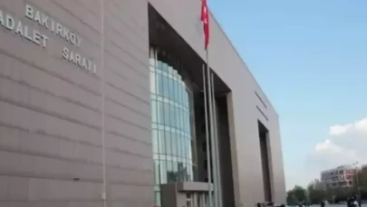 Bakırköy Cumhuriyet Başsavcılığı’ndan sosyal medya fenomeni Deniz Sinan Demir'e soruşturma