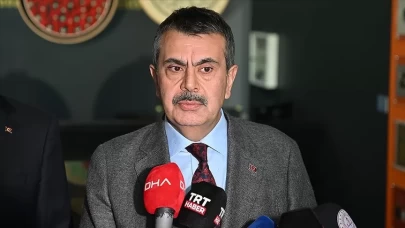 Bakan Tekin’den Özgür Özel’e sert ‘üslup’ tepkisi: Hem küfrediyor hem savunuyor!