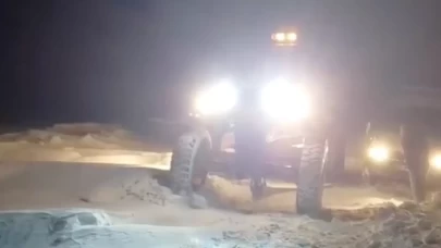 Doğu'yu tipi vurdu! 9 araç kara saplandı, okullar tatil oldu