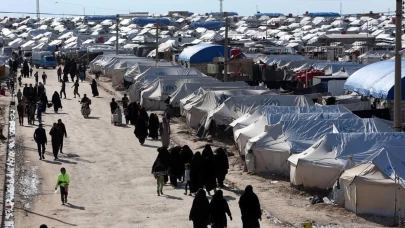 Hol Kampı’nda YPG işgali sonrası tahliyeler başladı: 77 aile Halep’e nakledildi