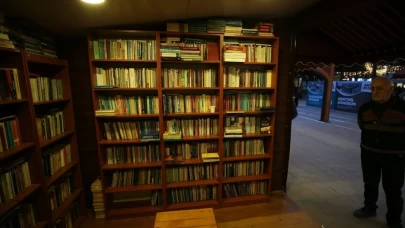 Sakarya Kitap Sokağı’nda her yaşa hitap eden eserler
