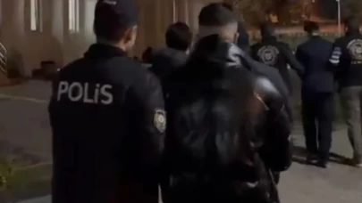 Bornova’da sahte polis operasyonu: Erasmus öğrencilerini rehin alan 3 kişi tutuklandı