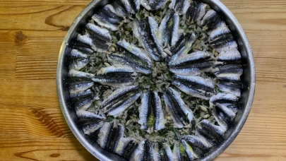 Fırında kılçıksız Hamsili Pilav tarifi ve püf noktaları