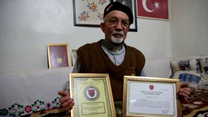 Yerli silahları gördü, miras kalan toprağını Mehmetçik için bağışladı