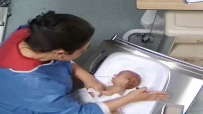 Beş günlük bebeği döven cani hemşireden akıl almaz savunma: Ben de bir anneyim