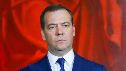 Medvedev'den Trump ve ABD yönetimine sert tepki