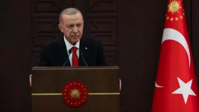 Cumhurbaşkanı Erdoğan: "Herkes Türkiye ne karar verecek diye bekliyor"