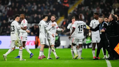 Siyah-beyazlılar seriyi sürdürdü